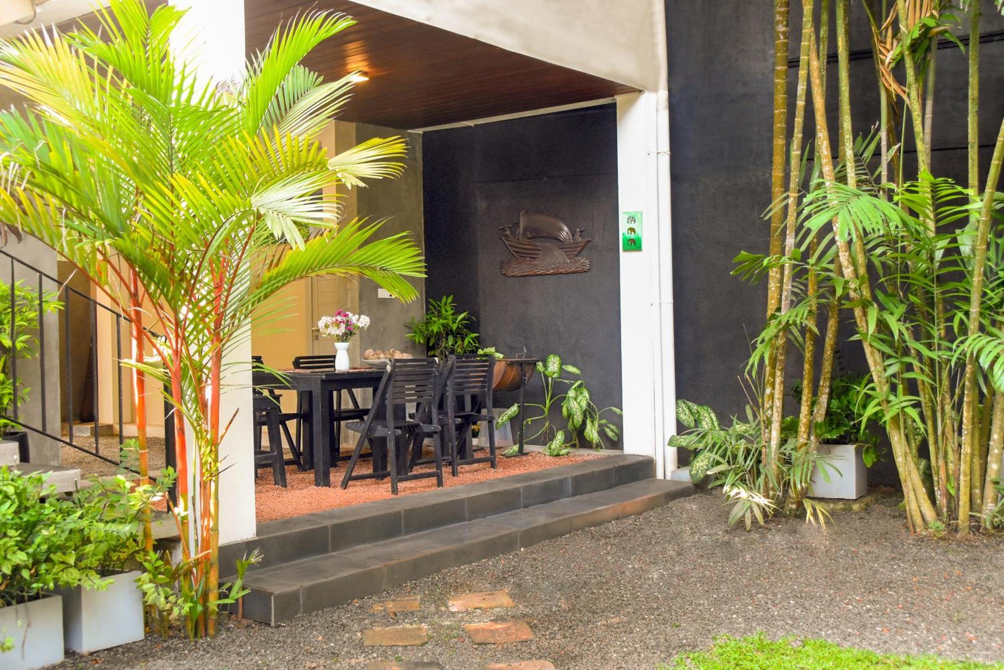 สิฐุ วิลลา ฮิกกาดูวา Villa ฮิกคาดูวา ภายนอก รูปภาพ